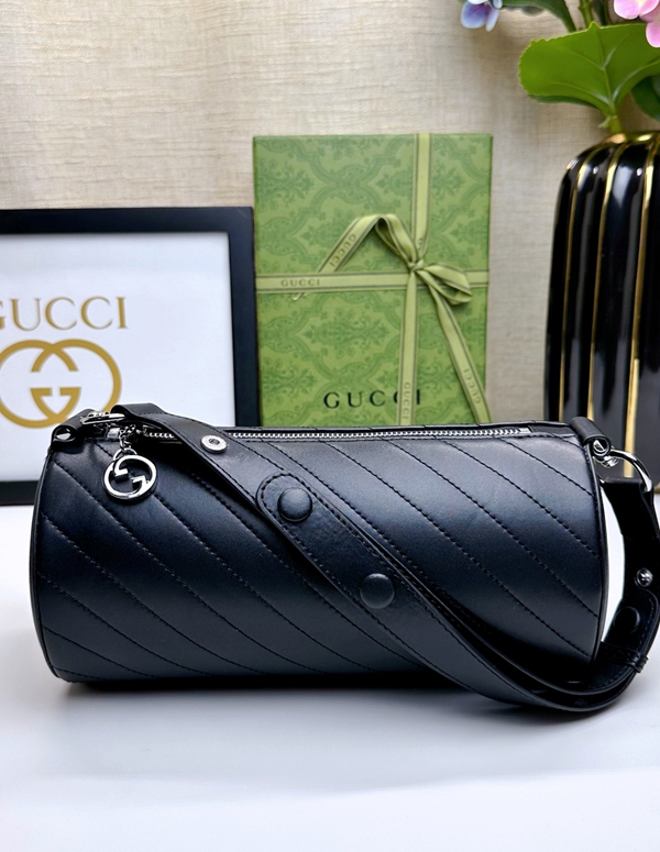 激安グッチバッグコピー側面デザイン